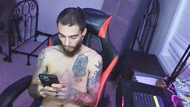 Snapshot of XMeF10 chatting on February 2025 01:34:01 AM XMeF10 online show from February 2025 01:34:01 AM