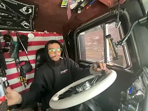 XMeF10 online show from December 2025 02:48:01 PM