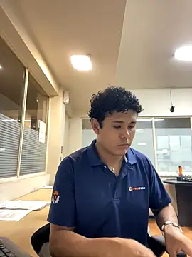 Snapshot of Brencuz chatting on September 2025 05:05:02 PM Brencuz online show from September 2025 05:05:02 PM