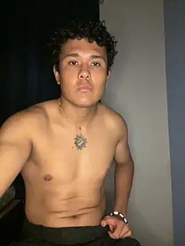 Snapshot of Brencuz chatting on October 2025 01:50:01 AM Brencuz online show from October 2025 01:50:01 AM