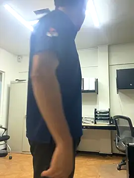 Snapshot of Brencuz chatting on October 2025 12:25:01 AM Brencuz online show from October 2025 12:25:01 AM