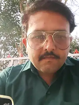 Akhil3290 online show from February 2025 01:33:01 PM