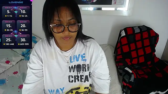 Snapshot of miajoseph_ chatting on March 2025 05:09:01 AM miajoseph online show from March 2025 05:09:01 AM