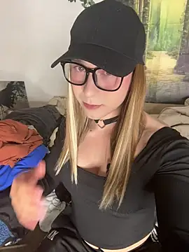 See my Boobs  online show from May 2026 10:26:01 PM
