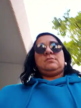 paulinaDiaz1 online show from October 2025 04:30:01 PM