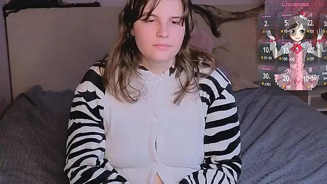 Snapshot of Ruyjin_Choi chatting on October 2025 10:30:01 AM Ruyjin Choi online show from October 2025 10:30:01 AM