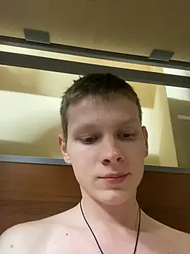 Snapshot of fameboyboo chatting on February 2025 06:29:02 PM fameboyboo online show from February 2025 06:29:02 PM