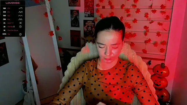 Bella XO online show from November 2025 08:02:01 AM