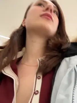 Dina Tease online show from February 2026 11:11:01 AM