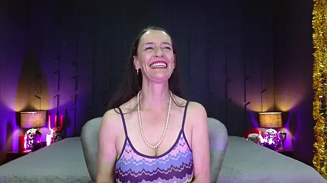 Snapshot of LeanaMature chatting on December 2024 05:55:02 PM LeanaMature online show from December 2024 05:55:02 PM