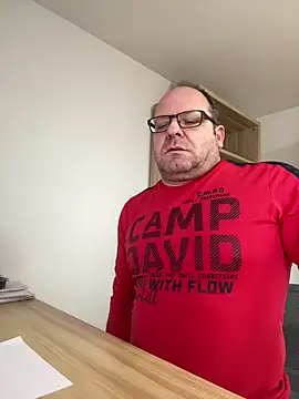 coupleLatinaLovers online show from December 2024 12:06:01 PM