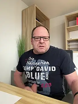 coupleLatinaLovers online show from February 2025 10:48:02 AM