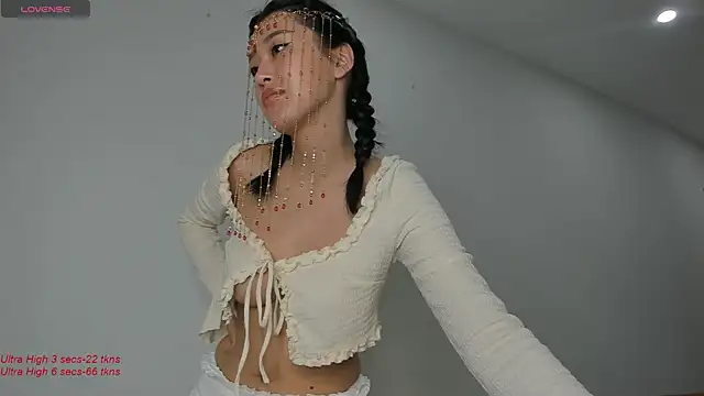 Snapshot of yumisunn chatting on December 2024 04:47:02 AM yumisunn online show from December 2024 04:47:02 AM