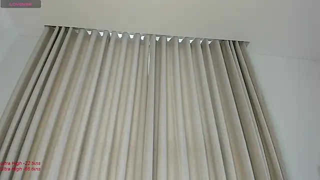 Snapshot of yumisunn chatting on January 2025 03:05:02 AM yumisunn online show from January 2025 03:05:02 AM