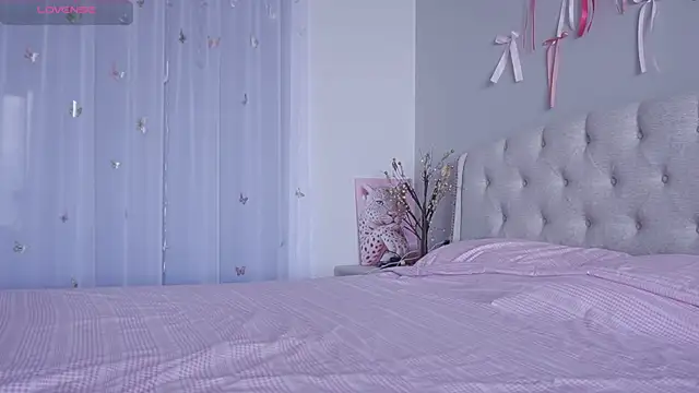 yumisunn online show from March 2026 02:50:01 AM