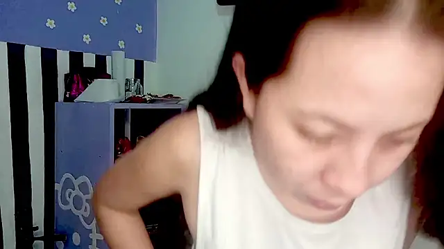 PetiteIvoryQueen19 online show from May 2026 04:09:02 AM