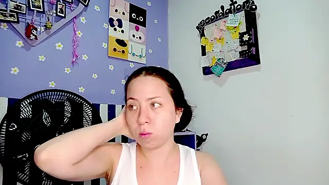 PetiteIvoryQueen19 online show from June 2026 05:22:01 AM