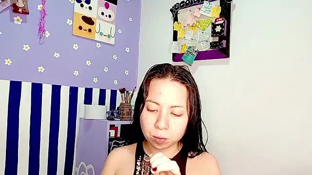 PetiteIvoryQueen19 online show from June 2026 04:55:01 AM