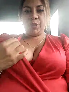 Laura-Hernandez online show from March 2025 08:08:01 PM