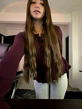 Snapshot of aly_golden_ chatting on November 2025 05:41:01 AM aly golden online show from November 2025 05:41:01 AM