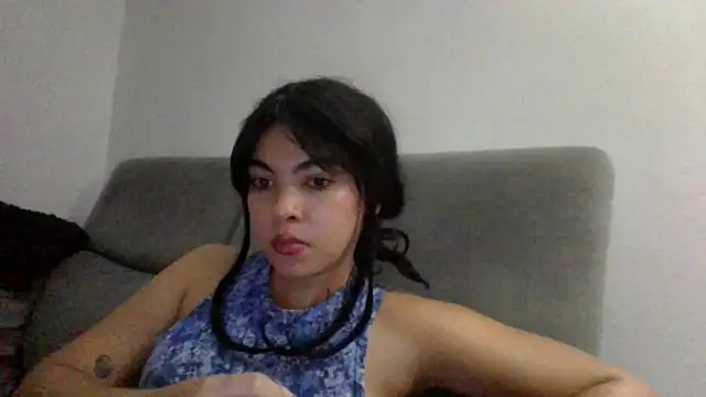 Snapshot of Kiri_Cutee chatting on December 2024 05:53:02 AM Kiri Cutee online show from December 2024 05:53:02 AM