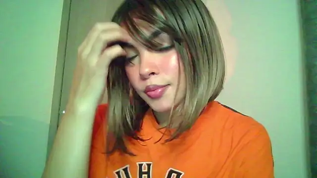 Kiri Cutee online show from October 2025 04:02:02 AM