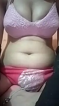 Snapshot of Shanvi_Tyagi chatting on December 2024 02:27:02 AM Shanvi Tyagi online show from December 2024 02:27:02 AM