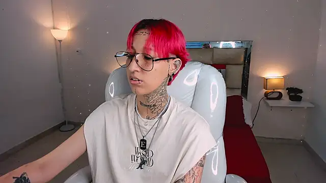 ravengreen  online show from January 2025 10:50:01 PM