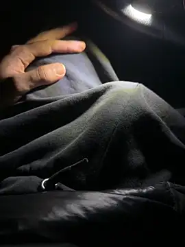 maiolullo online show from November 2025 06:30:02 PM