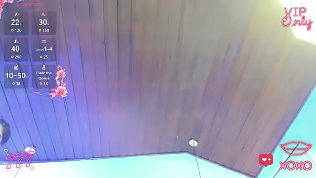 Snapshot of Alliemilky chatting on February 2026 07:32:02 PM Alliemilky online show from February 2026 07:32:02 PM