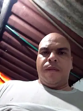 Camilo-31RI online show from May 2026 11:48:01 AM
