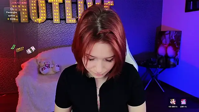 Snapshot of Eridabytrend chatting on January 2025 12:27:02 PM Eridabytrend online show from January 2025 12:27:02 PM