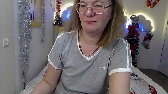 HolyMilfa online show from December 2024 10:30:01 AM