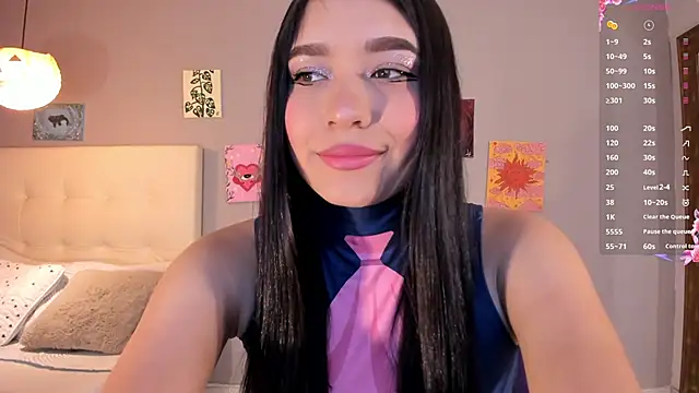Maia W10 online show from June 2026 12:26:02 PM