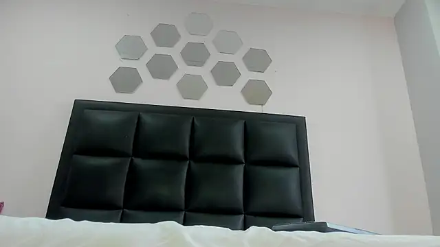 Catalina Jonex online show from May 2026 11:40:01 AM