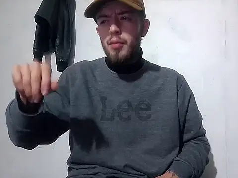 Aaronkiller online show from December 2024 01:45:02 PM