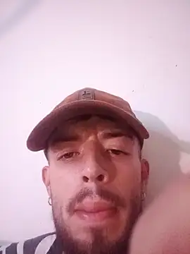 Aaronkiller online show from June 2026 01:39:01 AM