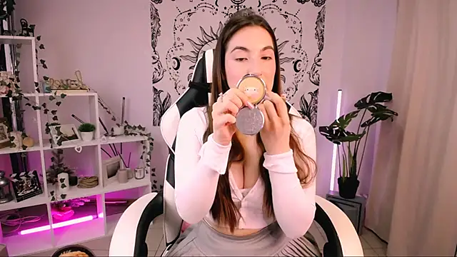 Snapshot of MelissaLovvv chatting on March 2025 03:41:01 AM MelissaLovvv online show from March 2025 03:41:01 AM