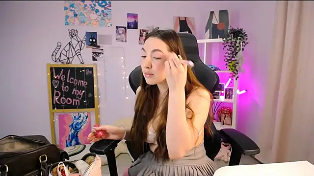 Snapshot of MelissaLovvv chatting on March 2025 02:56:02 AM MelissaLovvv online show from March 2025 02:56:02 AM