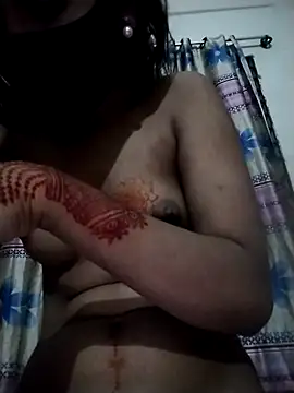 Snapshot of Nadia-2 chatting on October 2025 09:33:01 PM Nadia-2 online show from October 2025 09:33:01 PM