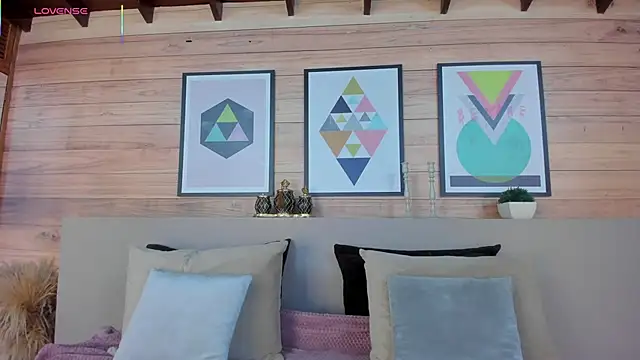 AriaFoster online show from March 2026 04:18:01 AM