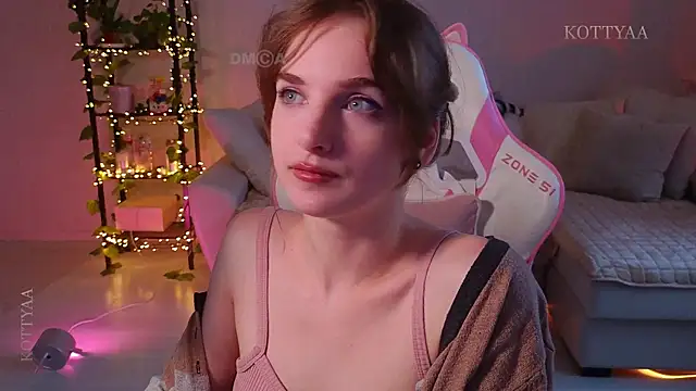 Snapshot of -Kottyaa- chatting on October 2025 12:58:01 PM -Kottyaa- online show from October 2025 12:58:01 PM