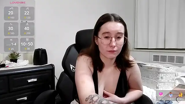 Kinkycouple1789 online show from December 2024 09:06:02 AM