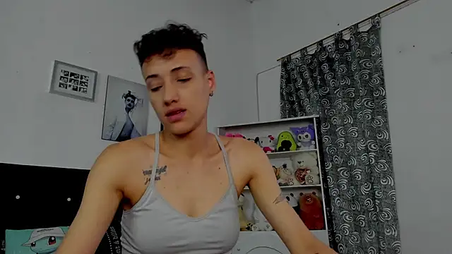 megan 100 online show from December 2025 07:53:02 PM