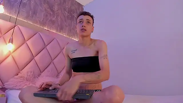 megan 100 online show from June 2026 05:34:02 PM
