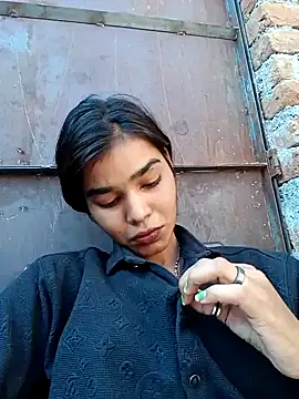 Snapshot of Cut_rabita chatting on December 2024 08:11:01 AM Cut rabita online show from December 2024 08:11:01 AM