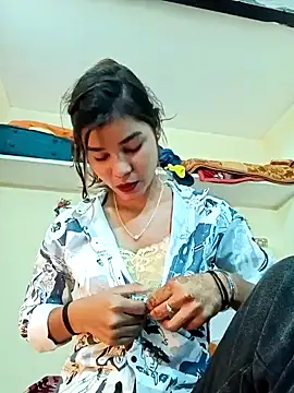 Snapshot of Cut_rabita chatting on February 2025 03:45:02 AM Cut rabita online show from February 2025 03:45:02 AM