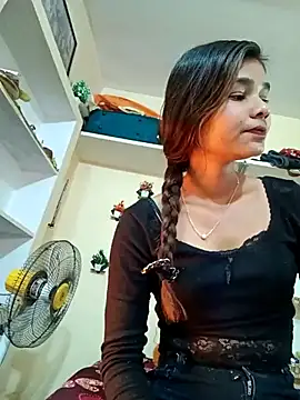 Snapshot of Cut_rabita chatting on March 2025 11:51:01 AM Cut rabita online show from March 2025 11:51:01 AM