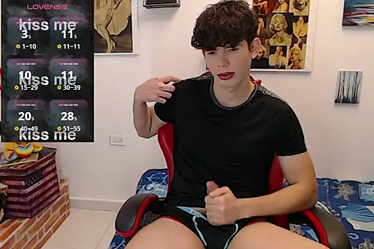 Snapshot of Angelo-cianuro- chatting on September 2025 10:31:02 PM Angelo-cianuro- online show from September 2025 10:31:02 PM