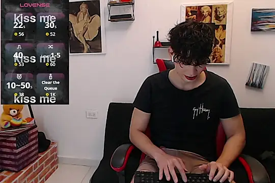 Angelo-cianuro- online show from October 2025 10:53:02 PM